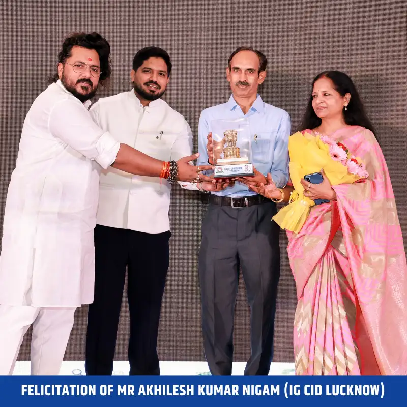 At Kirti Naman, Shri Hemant Dixit Ji felicitated Shri Akhilesh Kumar Nigam, Inspector General (IG) of CID, Lucknow, honoring his dedication and inspiring over 1,000 defense aspirants through his exemplary public service.